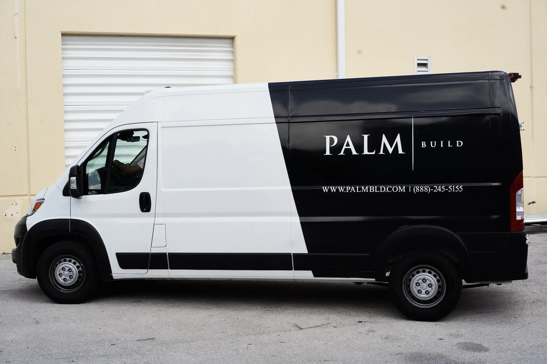 Operations center vehicles